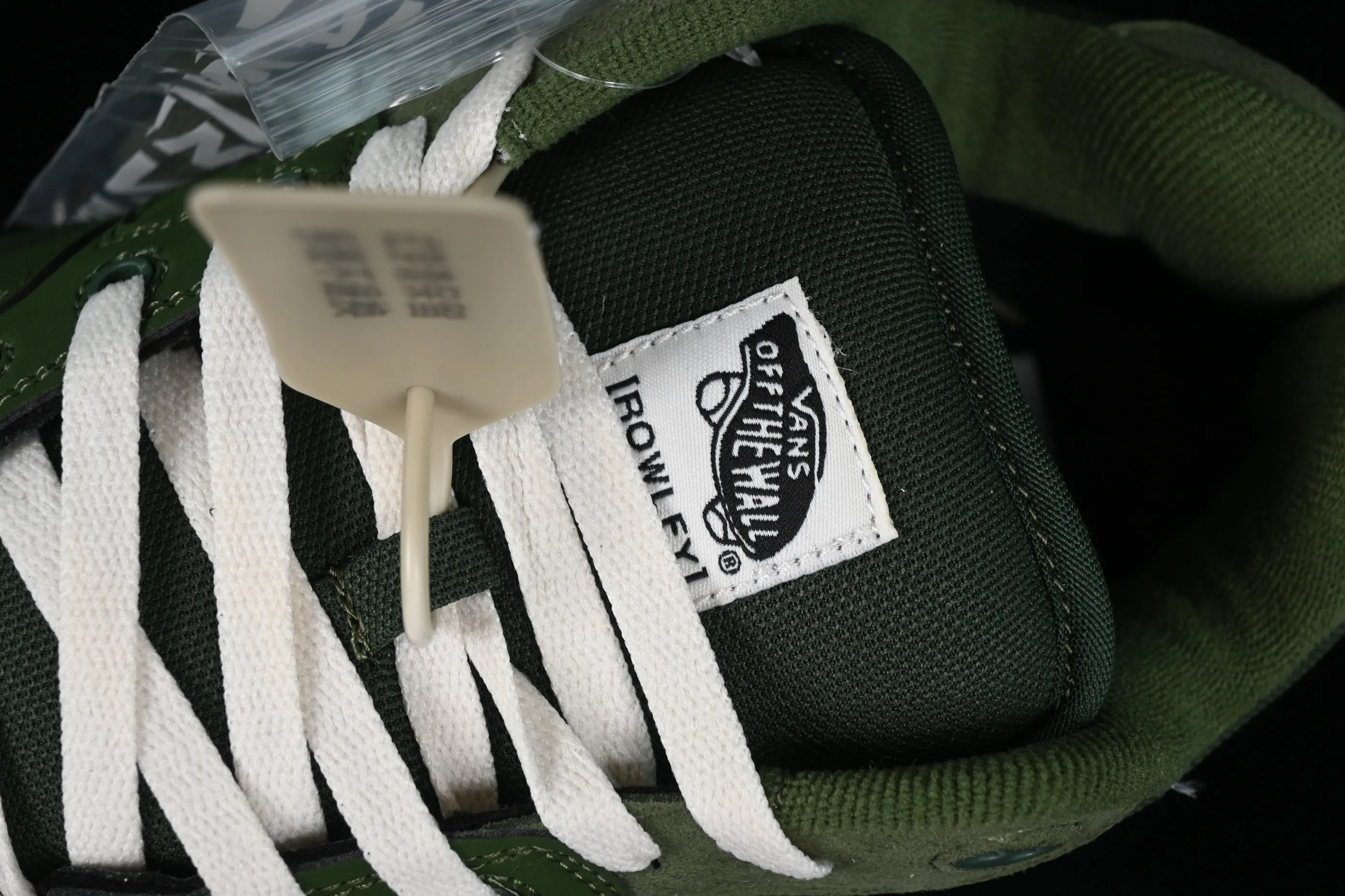 All categories Vans Vans series Vans Mid Vans China Vans Rowley XLT series Vans official shock-absorbing and wear-resistant retro skateboard shoes VN000E21BXU